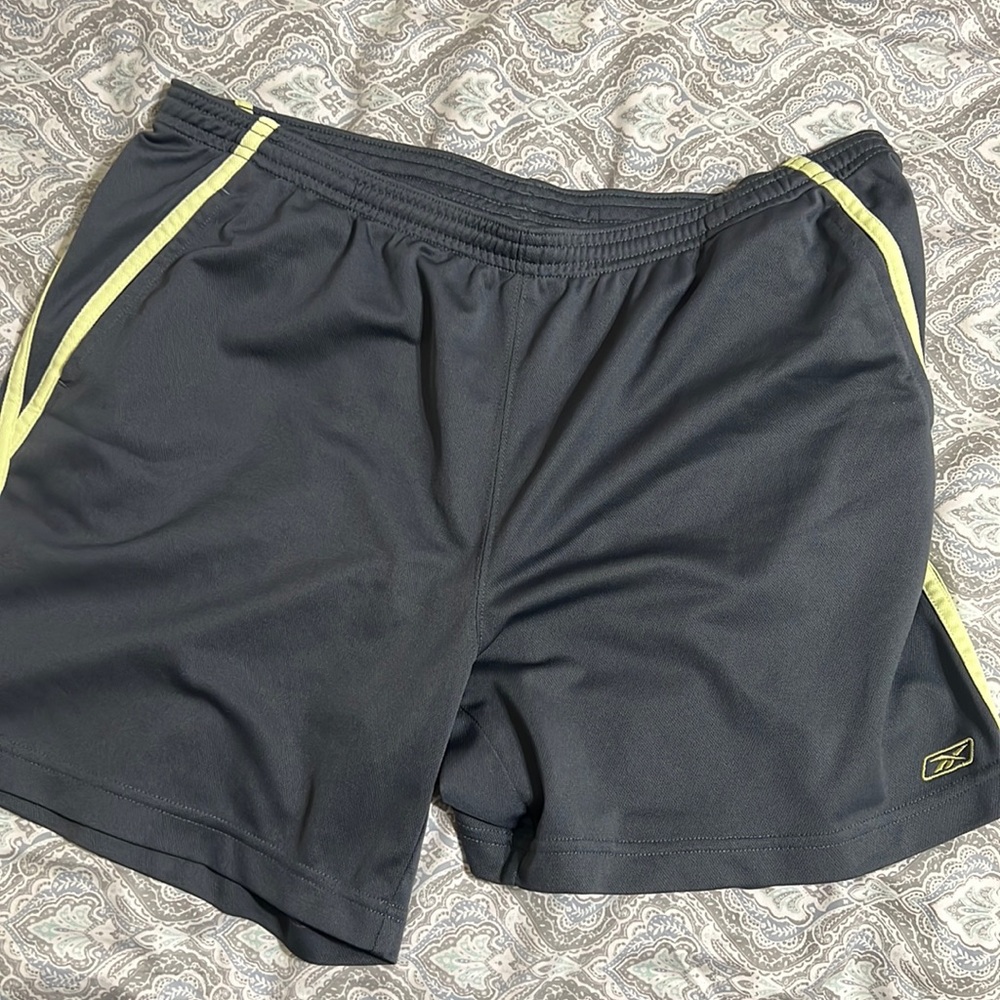 Reebok shorts large woman with pockets